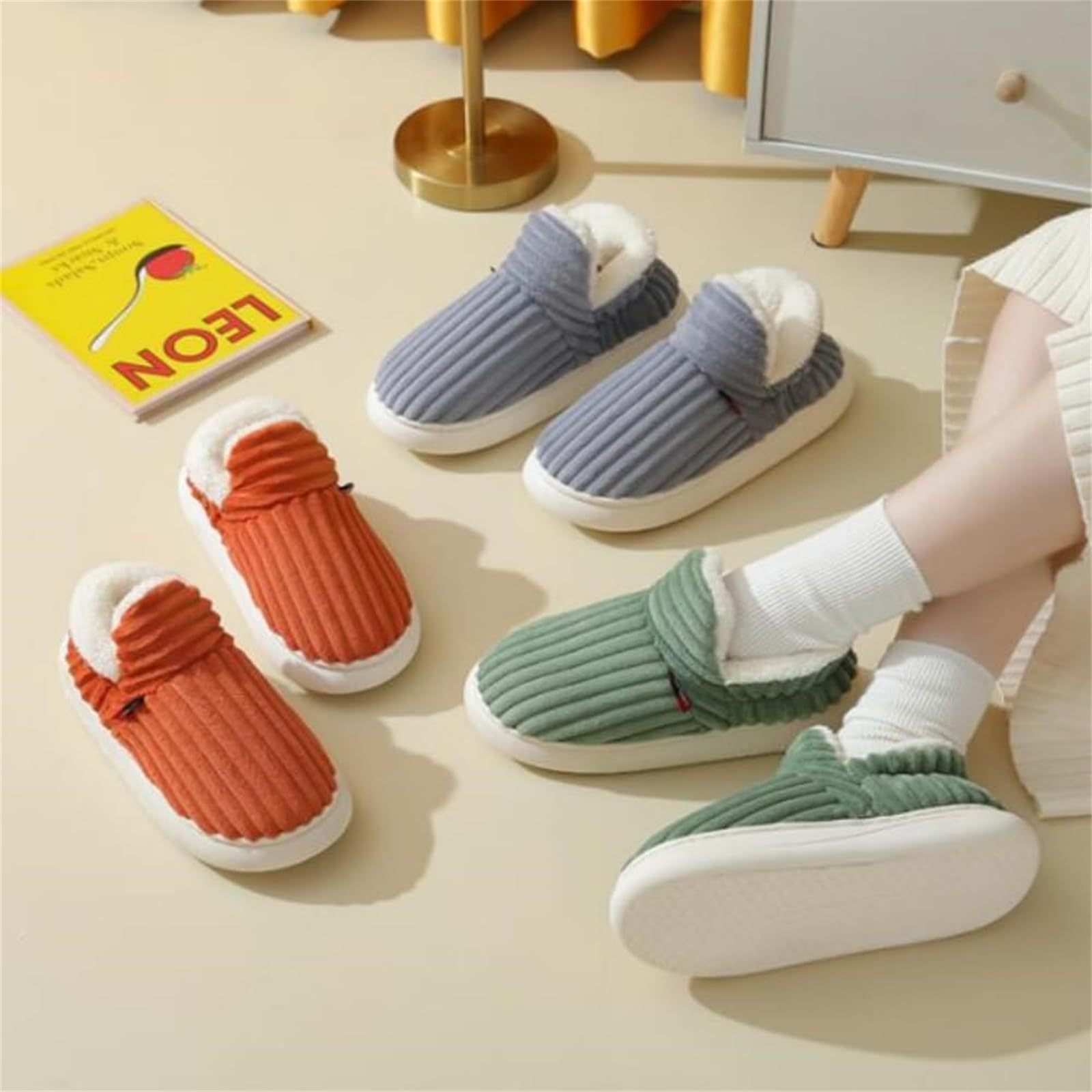 Pantoufles en coton pour hommes et femmes, nouvelles pantoufles d'hiver à la mode pour l'extérieur, pantoufles de Couple chaudes et intérieures pour chambre à coucher, chaussures en peluche polaire moelleuses - OUIOUISHOP
